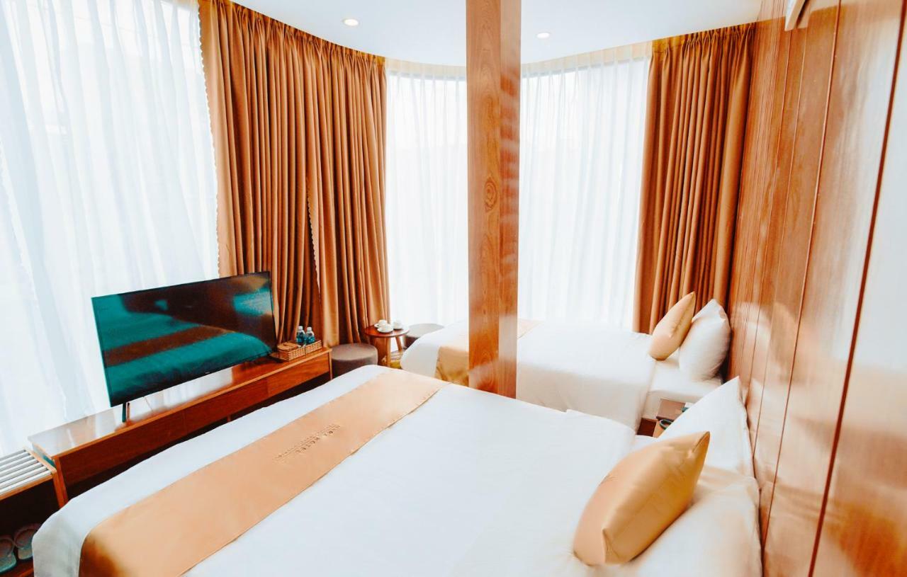 Mira Hotel Куинён Экстерьер фото